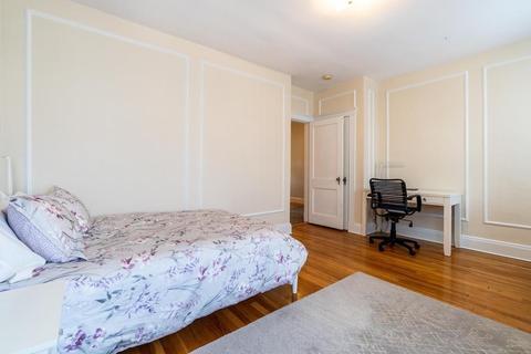 32 James St #6, Brookline, MA 02446 photo 14
