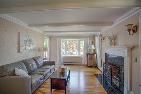 16 Laurel St, Danvers, MA 01923 photo 6