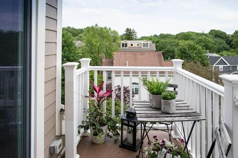 46 Ackers Ave #2, Brookline, MA 02445 photo 18