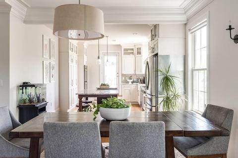 46 Ackers Ave #2, Brookline, MA 02445 photo 4
