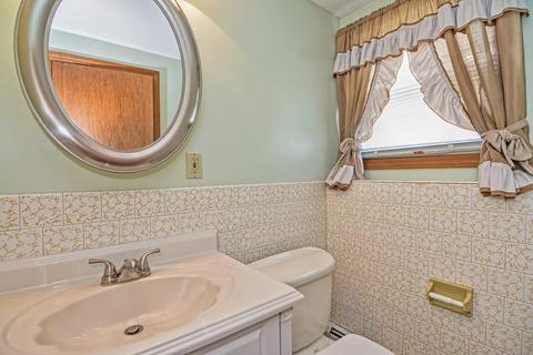 73 Eleanor Rd, Raynham, MA 02767 photo 37