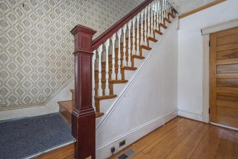 63 Greenwood St, Worcester, MA 01607 photo 15