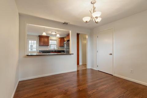 48 Parkview Rd, Reading, MA 01867 photo 11