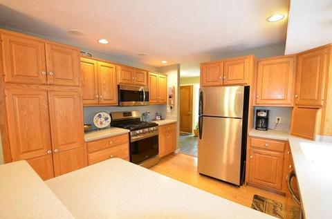 416 Maple St, Franklin, MA 02038 photo 3
