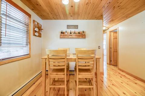11 Droy Cir, Easthampton, MA 01027 photo 12