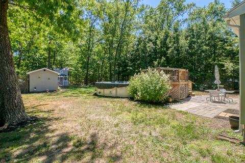 11 Droy Cir, Easthampton, MA 01027 photo 22