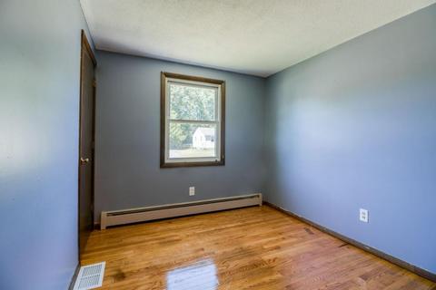 11 Droy Cir, Easthampton, MA 01027 photo 18