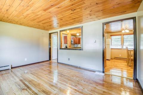 11 Droy Cir, Easthampton, MA 01027 photo 5