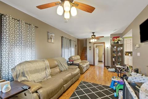 399 Grattan St, Fall River, MA 02721 photo 6