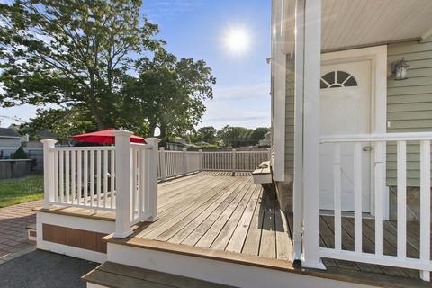 399 Grattan St, Fall River, MA 02721 photo 21