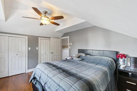 399 Grattan St, Fall River, MA 02721 photo 18