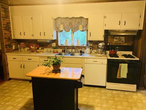 71 Track Rd, Reading, MA 01867 photo 11