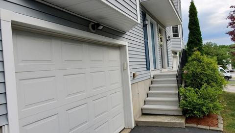 12 Honeysuckle Rd, Worcester, MA 01607 photo 2