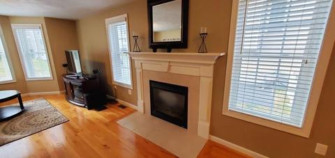 12 Honeysuckle Rd, Worcester, MA 01607 photo 5