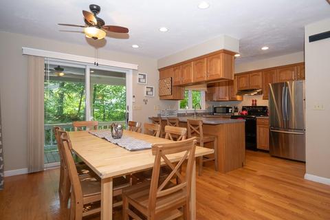 55 Milford St, Upton, MA 01568 photo 16