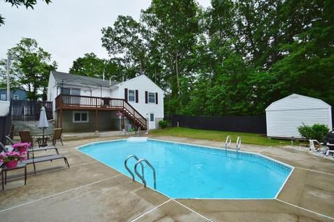 28 Bennett St, Hudson, MA 01749 photo 6