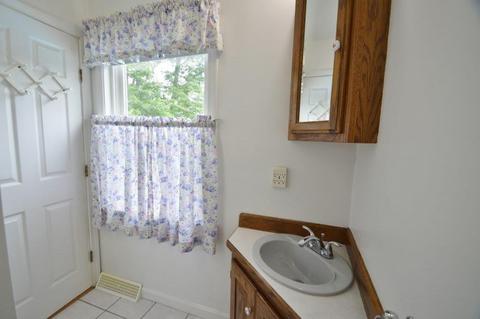 28 Bennett St, Hudson, MA 01749 photo 24