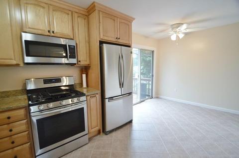 28 Bennett St, Hudson, MA 01749 photo 15