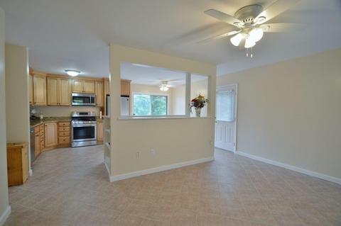 28 Bennett St, Hudson, MA 01749 photo 9