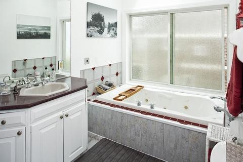 243 Beach Ave, Hull, MA 02045 photo 14