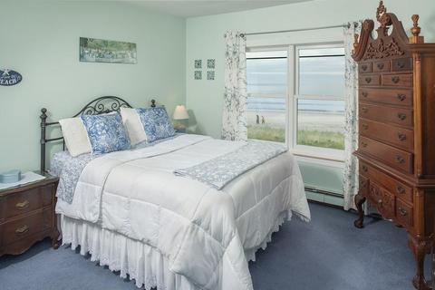 243 Beach Ave, Hull, MA 02045 photo 12