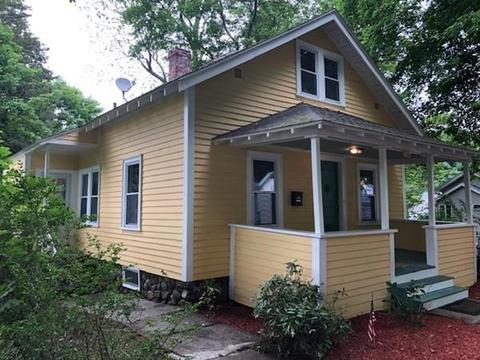 39 Reed St, Worcester, MA 01602 photo 2