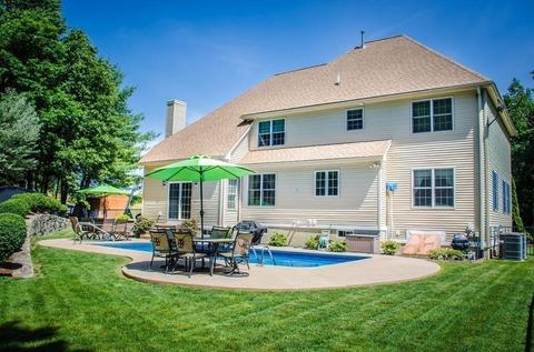 164 River Rd W, Berlin, MA 01503 photo 3