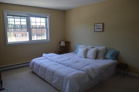 6 Maple Crest Cir #E, Holyoke, MA 01040 photo 6