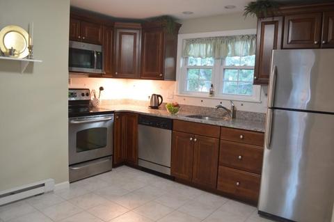6 Maple Crest Cir #E, Holyoke, MA 01040 photo 1