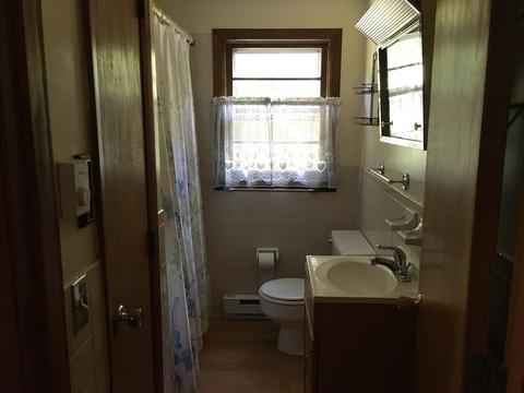 98 Plain St, Easthampton, MA 01027 photo 8