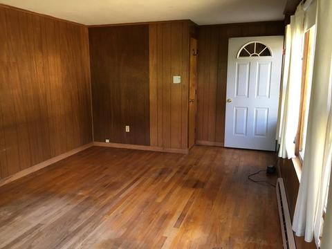 98 Plain St, Easthampton, MA 01027 photo 6