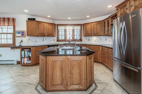 62 Hutchinson Rd, Sutton, MA 01590 photo 8