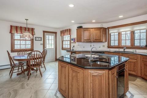 62 Hutchinson Rd, Sutton, MA 01590 photo 9