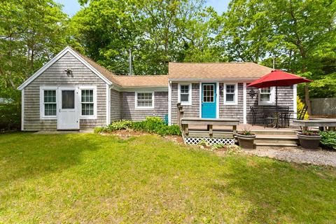 353 Mitchells Way, Hyannis, MA 02601 photo 2