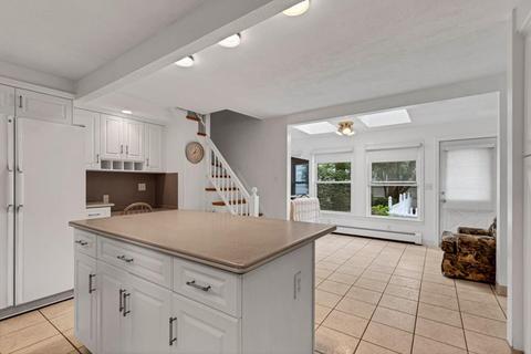 98 Corning St, Beverly, MA 01915 photo 14