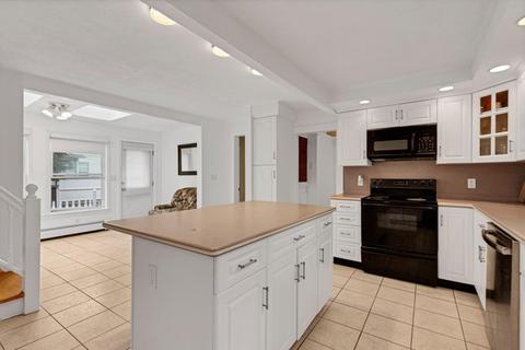 98 Corning St, Beverly, MA 01915 photo 15