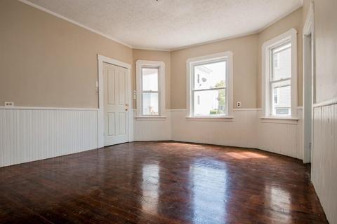 646 Birch St, Fall River, MA 02724 photo 7