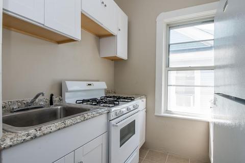646 Birch St, Fall River, MA 02724 photo 40