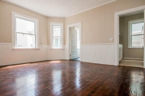 646 Birch St, Fall River, MA 02724 photo 8