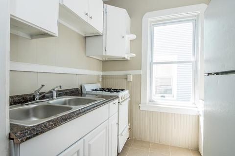 646 Birch St, Fall River, MA 02724 photo 27