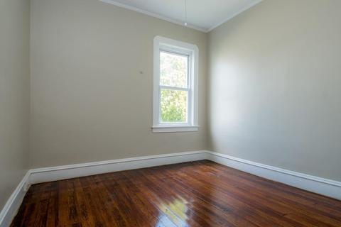 646 Birch St, Fall River, MA 02724 photo 11