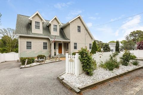 316 Williston Rd, Bourne, MA 02562 photo 2