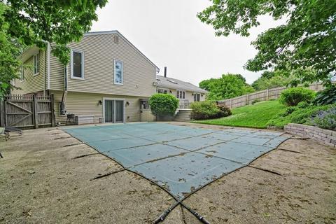 5 Pebble Pl, Stoneham, MA 02180 photo 39