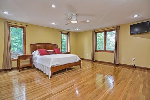 5 Pebble Pl, Stoneham, MA 02180 photo 24