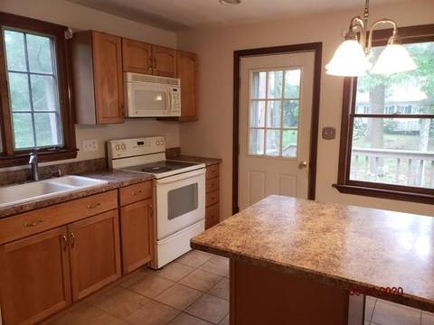 4 Sears Ln, Acushnet, MA 02743 photo 7