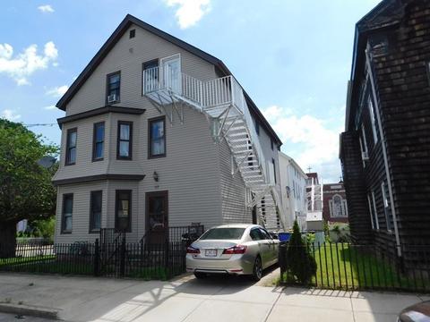 37 Grove St, Fall River, MA 02720 photo 1