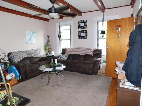 37 Grove St, Fall River, MA 02720 photo 3