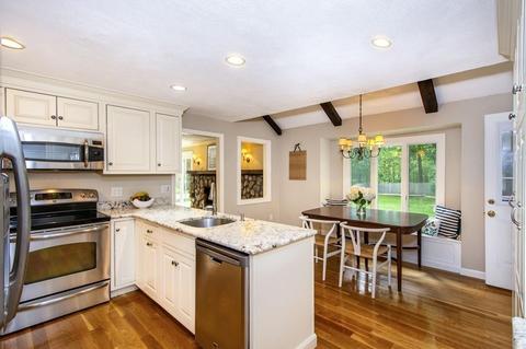9 Deerfield Rd, Hingham, MA 02043 photo 3
