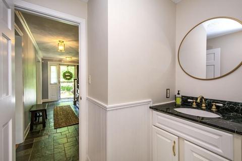 9 Deerfield Rd, Hingham, MA 02043 photo 12