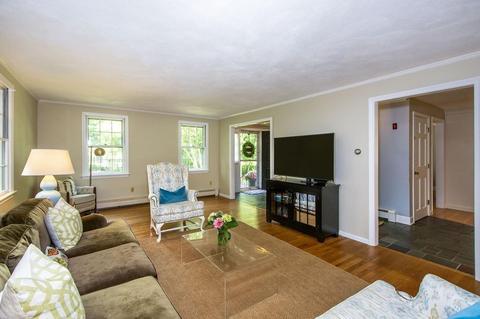 9 Deerfield Rd, Hingham, MA 02043 photo 11
